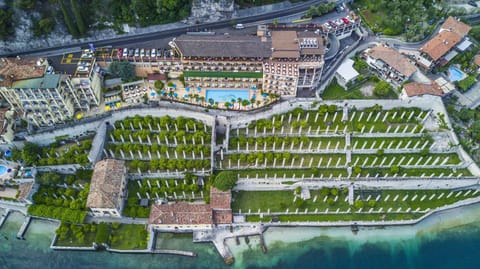 Property building, Bird's eye view