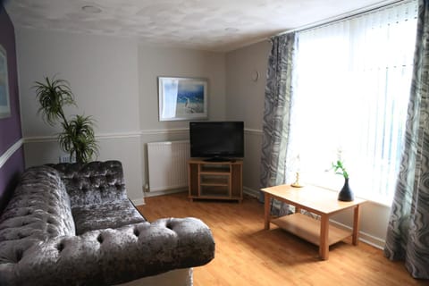 La Suisse Serviced Apartments Condo in Prestwich