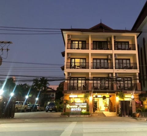 Riverside House Hotel Übernachtung mit Frühstück in Chiang Mai