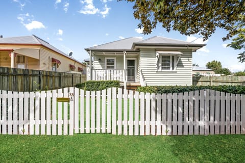 Keeler Cottage House in Toowoomba