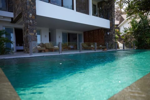 Rajavilla Lombok Resort - Seaside Serenity Resort in Batu Layar