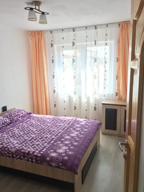 3 rooms ApartHotel Condominio in Brasov