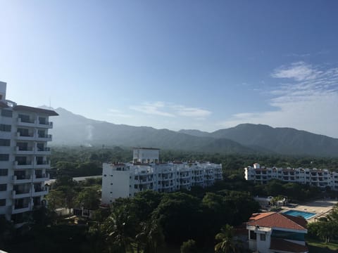 Balcony/Terrace, Mountain view