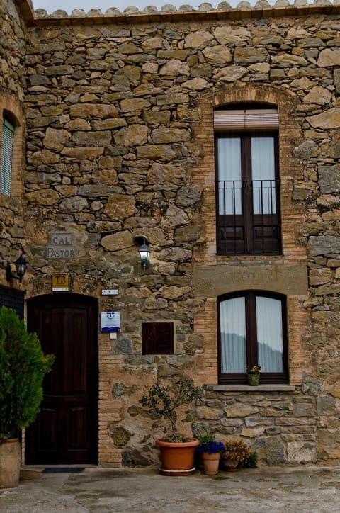 Casa Cal Pastor Country House in Solsonès