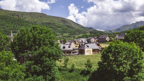 Bird's eye view, Garden view, Mountain view