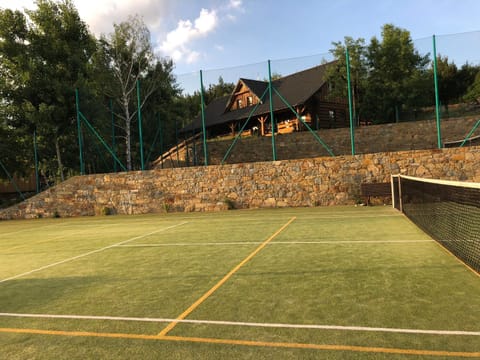 Activities, Tennis court