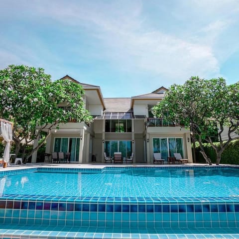 SeaRidge Hua Hin Resort & Poolvilla Apartment hotel in Nong Kae