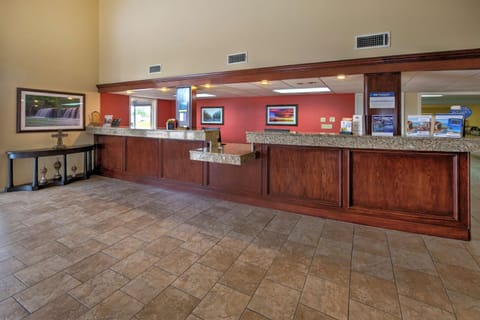 Lobby or reception, On site