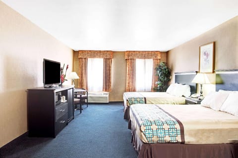 Days Inn & Suites by Wyndham Artesia Hotel in Artesia
