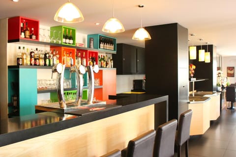 Lounge or bar