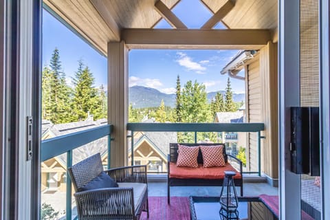 Natural landscape, View (from property/room), Balcony/Terrace, Mountain view