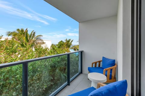 Natural landscape, View (from property/room), Balcony/Terrace, Sea view