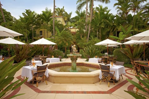 The Brazilian Court Hotel Hôtel in Palm Beach