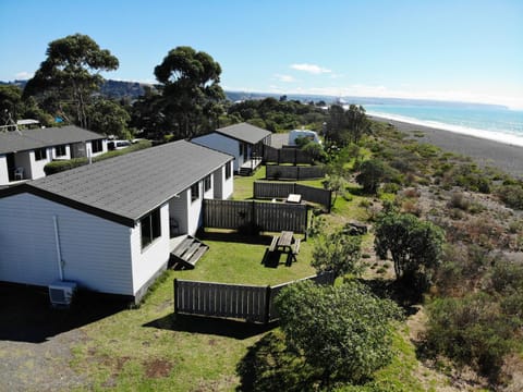 Napier Beach Top 10 Holiday Park & Motels Campground/ 
RV Resort in Napier