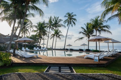 Nearby landmark, Pool view, Sea view, sunbed