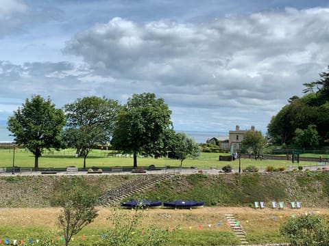 Postmans Rest, second floor apartment, Lynmouth with private parking Apartment in West Somerset District