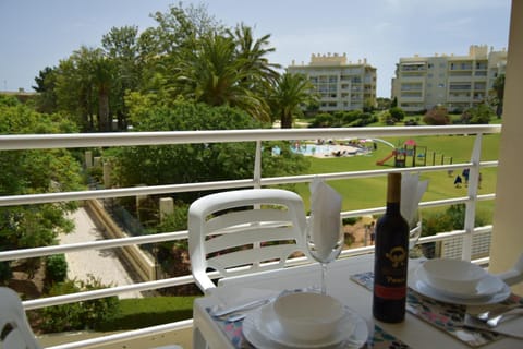 Balcony/Terrace, Garden view, Pool view