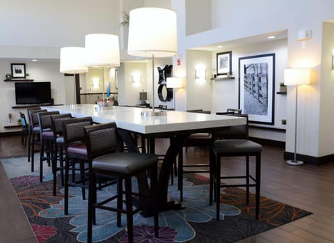 Hampton Inn & Suites Athens/Interstate 65 Hotel in Wheeler Lake