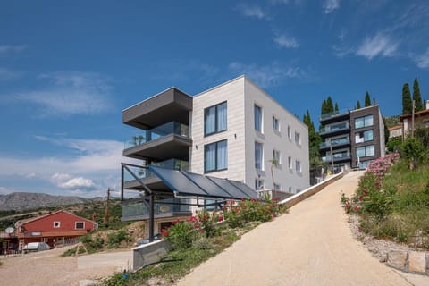 Residence Alpha Apartments Condominio in Cavtat