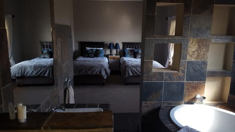 House Haven Guesthouse Bed and Breakfast in Port Elizabeth