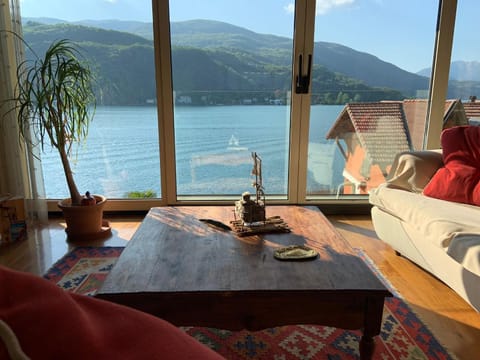B&B Dolce vista al lago Lugano Bed and Breakfast in Canton of Ticino