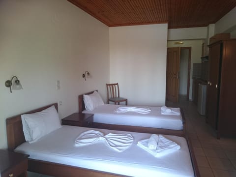 Ζante Dolphin Aparthotel in Katastari