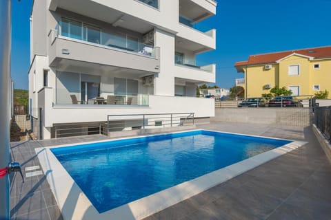 Apartmanska kuća LUNA Apartamento in Zadar County