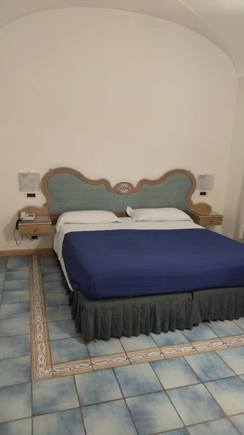Albergo Italia - Beach Hotel Hôtel in Casamicciola Terme