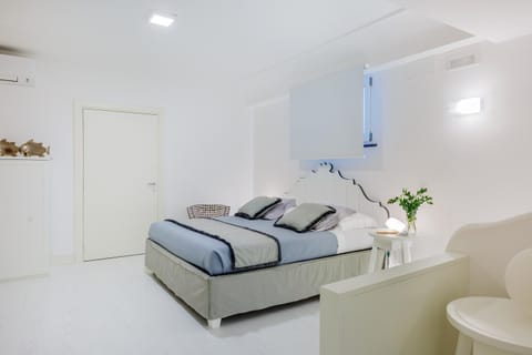 White Stylish Apartments Condominio in Vico Equense