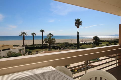 COPACABANA - 3 pièces vue mer avec piscine et parking Apartment in Canet-en-Roussillon