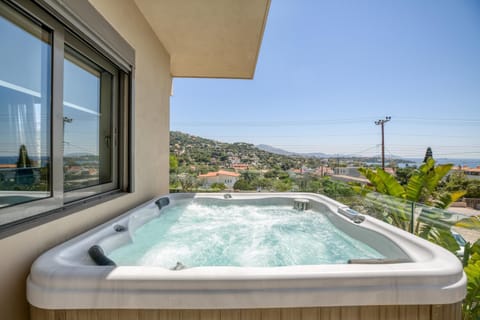 Natural landscape, Hot Tub