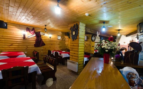 Mountain Romance Family Hotel Bed and Breakfast in Bansko