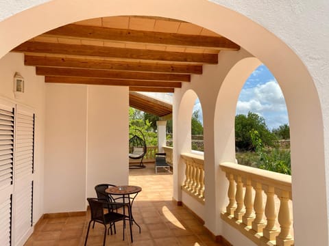 Villa Can Toni Miquelí Chalet in Ibiza