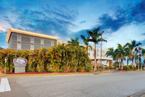 Hampton Inn & Suites Sarasota / Bradenton - Airport Hotel in Sarasota