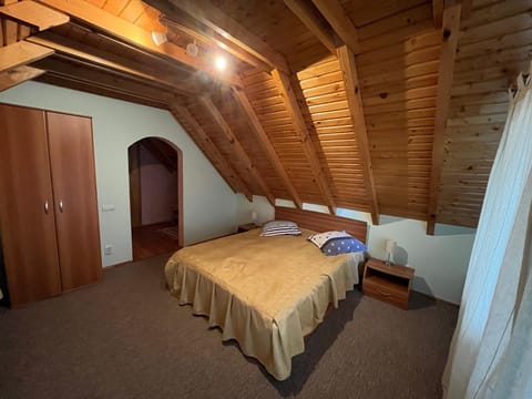 Pensiunea Casa Bogdan Azuga Bed and Breakfast in Brașov County