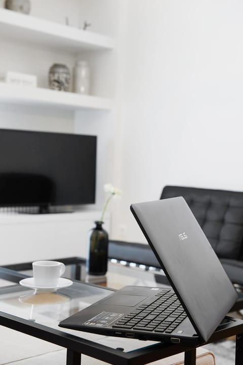 TV and multimedia, Living room, Decorative detail