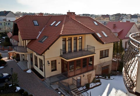 Property building, Neighbourhood, Bird's eye view