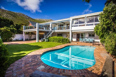 Atlantic Dream Beachfront Villa Villa in Cape Town