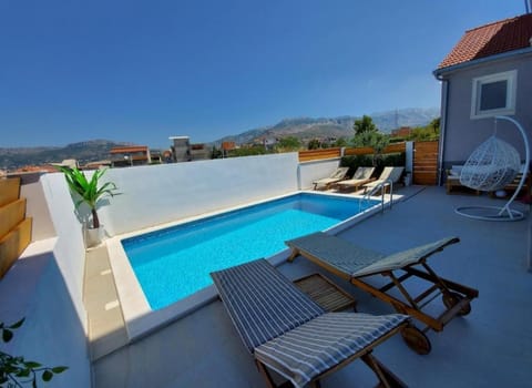 Apartment with private swimming pool Apartment in Split