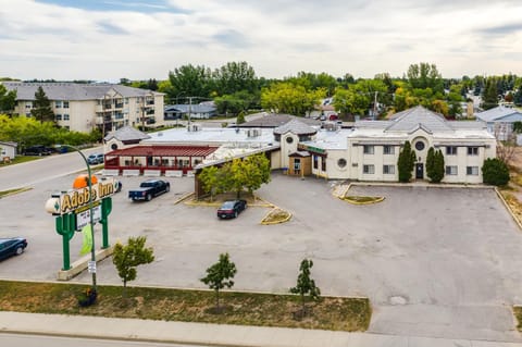 Property building, Bird's eye view, Location, Parking