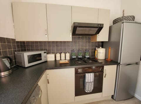 Coffee/tea facilities, Kitchen or kitchenette, minibar, pet friendly