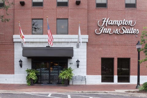 Hampton Inn & Suites Gainesville Downtown Hotel in Gainesville