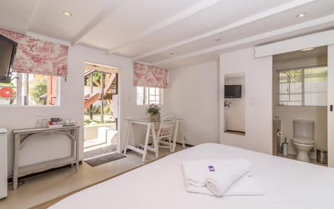 Green Park Manor Bed and Breakfast in Sandton