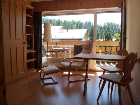 Ferienwohnung Club House F4 Apartment in Samedan