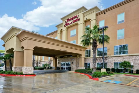Hampton Inn & Suites San Antonio/Northeast I-35 Hotel in San Antonio