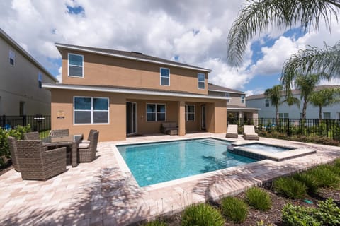 Luxury Disney Dreams Home with Pool, Spa & Game Room Casa in Four Corners