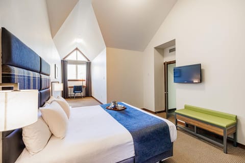 Stoneridge Mountain Resort Hotel in Canmore