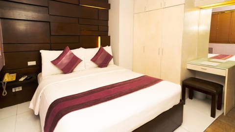 ACL Suites Hotel in Pasig