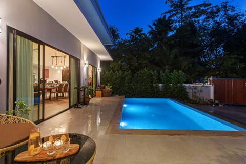 Patio, Night, Garden, Balcony/Terrace, Swimming pool, Swimming pool, Swimming pool, Sunset