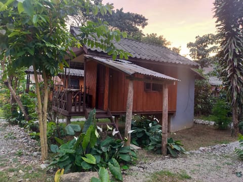 Pasanchai Bungalow guesthouse in Vang Vieng
